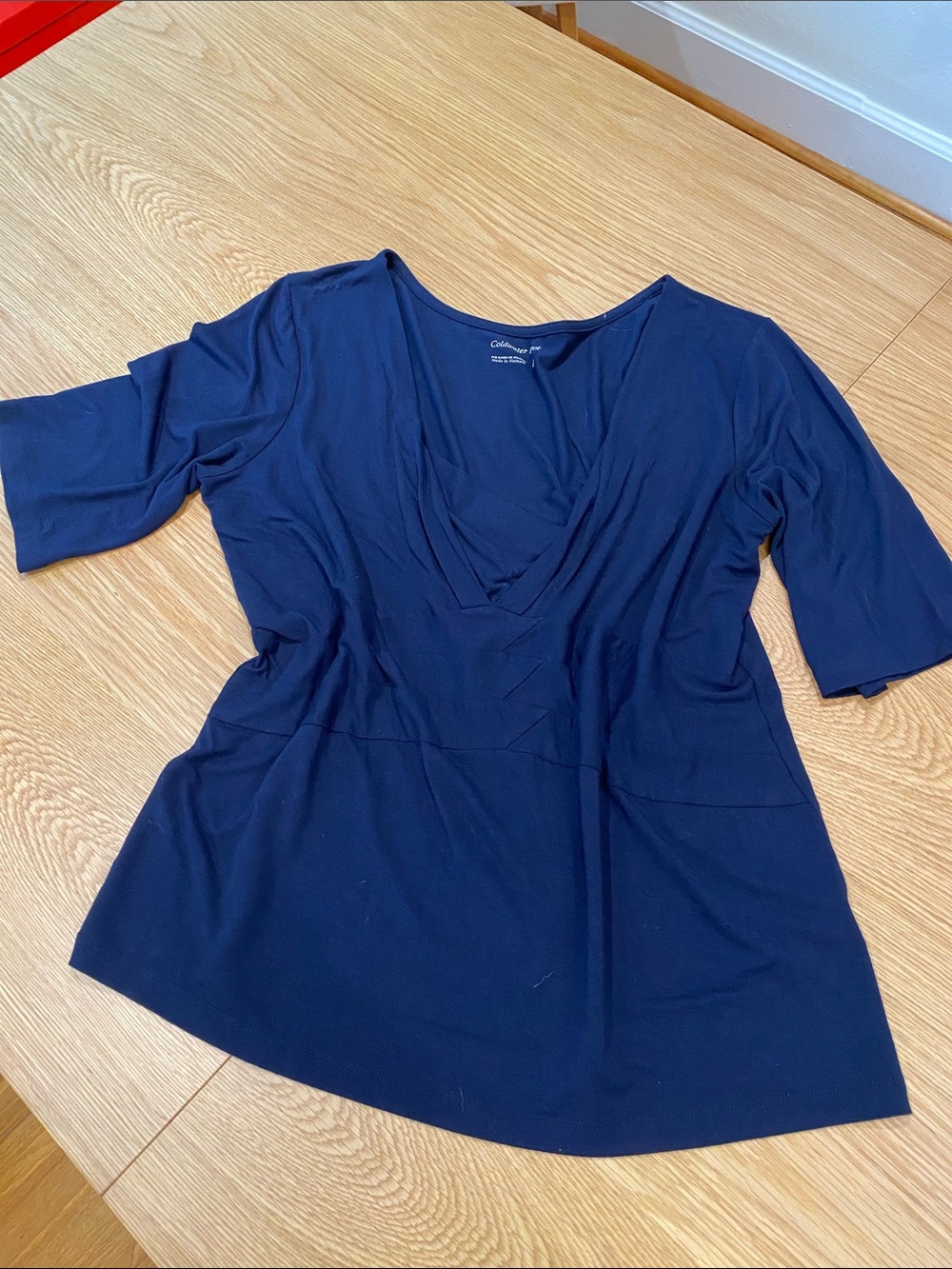 V neck top Size M
